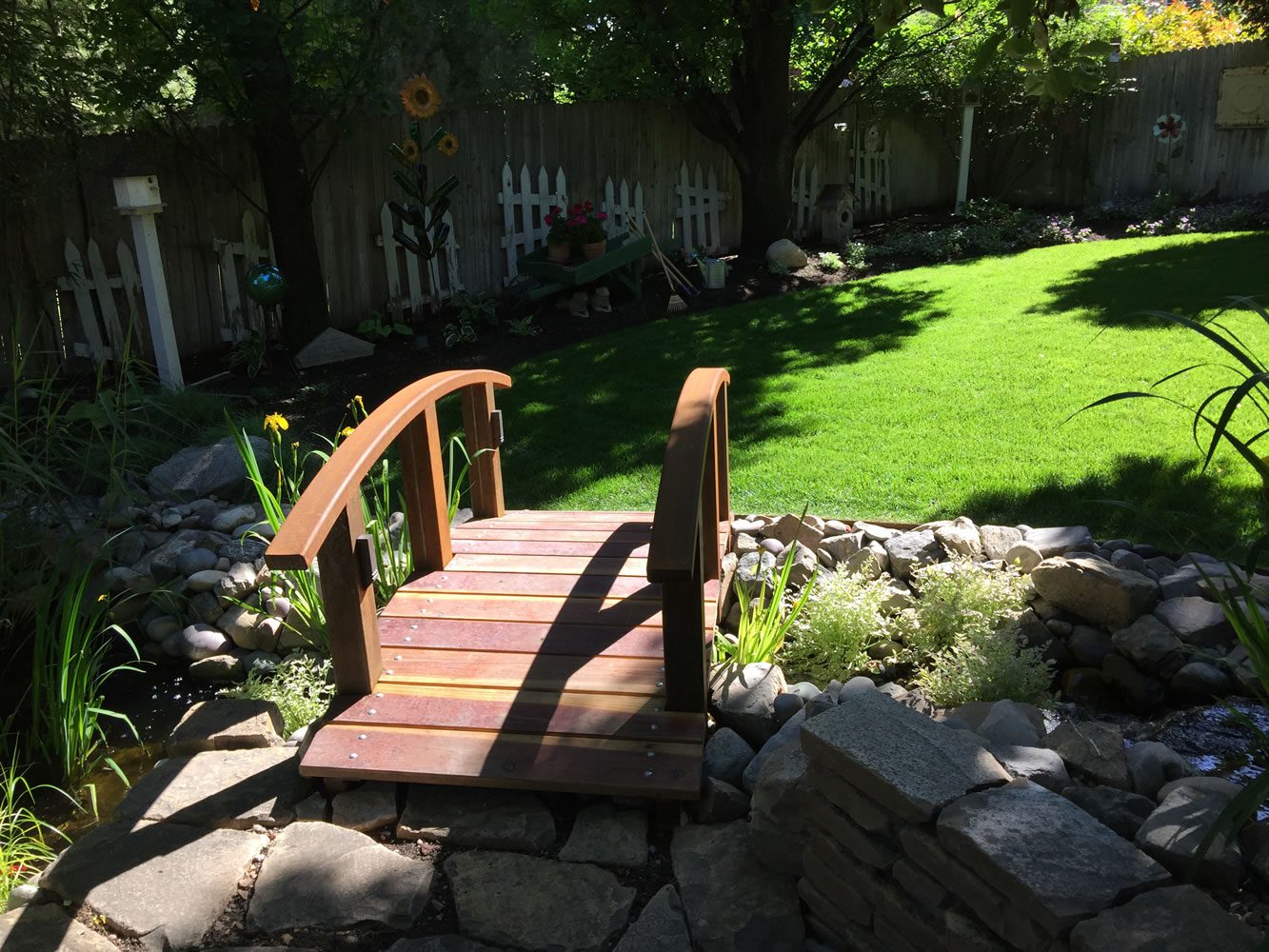 What’s the difference between a landscape architect and a landscaper?